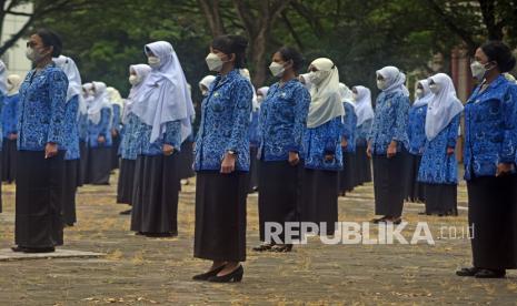 Pegawai Pemerintah Dengan Perjanjian Kerja mulai 2023 sudah tidak diperkenankan untuk mempekerjakan tenaga honorer. (ilustrasi). Ketum Apkasi sebut kebijakan penghapusan tenaga honorer timbulkan keresahan.