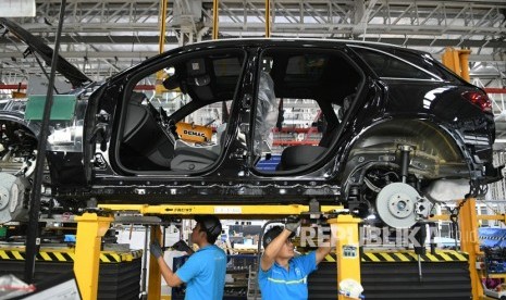 Produksi Otomotif Dunia Terancam Stagnan