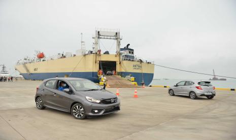 Pelabuhan Patimban Segera Tersambung Jalan Tol & Kereta. Pelabuhan Internasional Patimban.