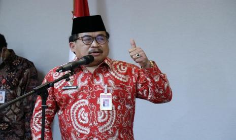 Sekretaris Utama Badan Pembinaan Ideologi Pancasila (Sestama BPIP) Karjono mengajak kepada insan akademisi untuk bersama-sama bergotong-royong, bahu membahu membangun Sumber Daya Manusia (SDM) yang bermutu.