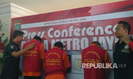 Pelaku Pengedar video pornografi gay anak-anak jaringan internasional dibekuk Direktorat Reserse Kriminal Khusus Polda Metro Jaya (Ilustrasi) 