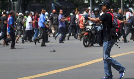 Salah seorang pelaku serangan teror di Sarinah, Jakarta, Kamis (14/1).