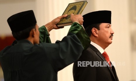 Pelantikan Kepala BIN. Komisaris Jenderal Polisi Budi Gunawan mengikuti pelantikan Kepala Badan Intelejen Negra (BIN) oleh Presiden Joko Widodo di Istana Negara, Jakarta, Jumat (9/9).