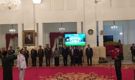 Pelantikan wagub Bengkulu oleh Jokowi, Rabu (25/9).