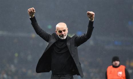 Pelatih AC Milan Stefano Pioli 