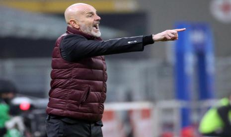 Pelatih AC Milan, Stefano Pioli.