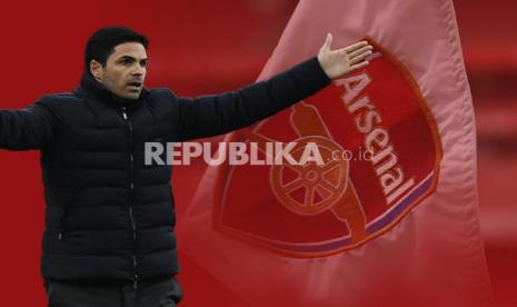 Pelatih Arsenal, Mikel Arteta. Arteta menegaskan timnya masih perlu mendatangkan pemain baru sebelum jendela transfer musim panas 2022 ditutup.