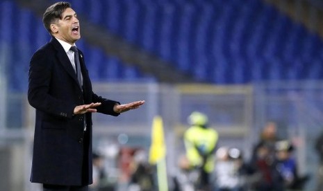 Pelatih AS Roma, Paulo Fonseca.(EPA-EFE/RICCARDO ANTIMIANI)