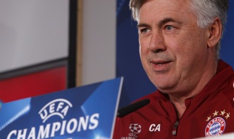 Pelatih Bayern Muenchen, Carlo Ancelotti.