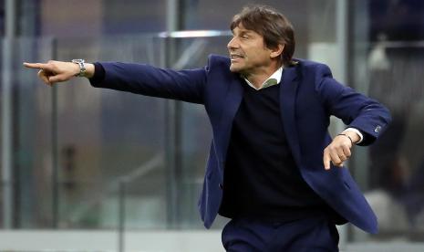 Mantan pelatih Juventus, Chelsea, dan Inter Milan, Antonio Conte.