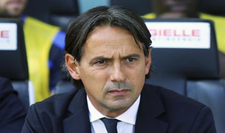  Pelatih Inter Milan Simone Inzaghi.