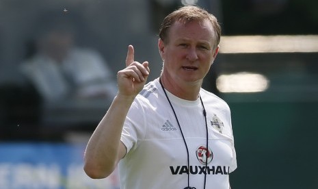  Pelatih Irlandia Utara Michael O'Neill 