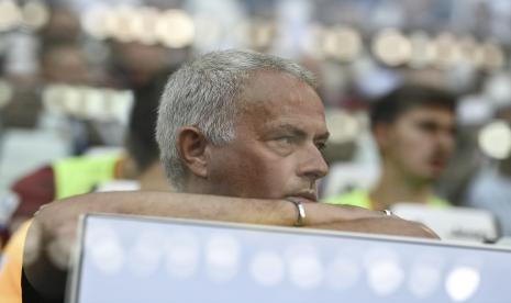 Pelatih AS Roma, Jose Mourinho.