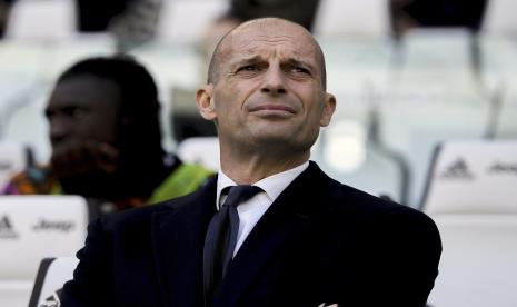 Pelatih Juventus Massimiliano Allegri .