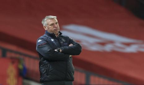 Pelatih kepala Aston Villa Dean Smith