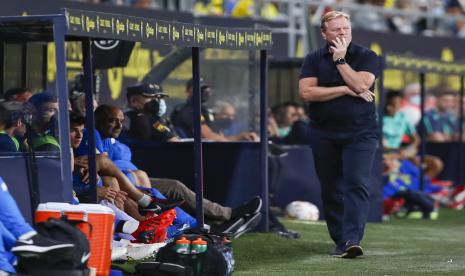 Pelatih kepala Barcelona Ronald Koeman.