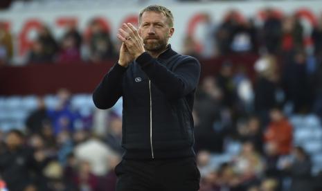 Pelatih kepala Chelsea Graham Potter. Graham Potter mengatakan melawan Manchester United menjadi ujian tersendiri bagi para pemain Chelsea. Pertandingan melawan Iblis Merah diyakini Potter menjadi kesempatan bagi para pemainnya untuk menunjukan kemajuan yang mereka dapat di bawah kepelatihannya selama enam pekan terakhir.