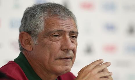 Pelatih timnas Portugal, Fernando Santos.