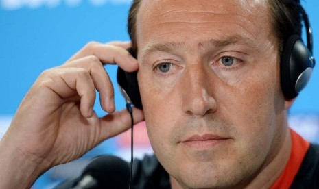 Pelatih kepala timnas sepak bola Belgia Marc Wilmots menghadiri konferensi pers di Estadio Mineirao di Belo Horizonte, Brasil, Senin (16/6).   (EPA / Peter Powell).