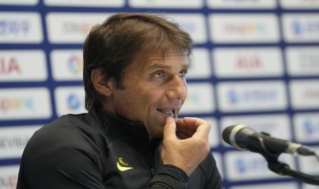 Pelatih Tottenham Hotspur, Antonio Conte.