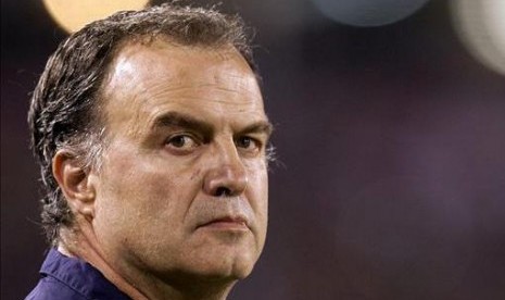 Pelatih Marcelo Bielsa.