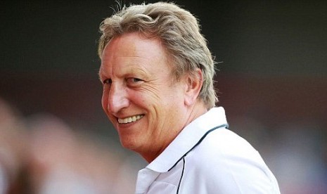 Pelatih Neil Warnock.