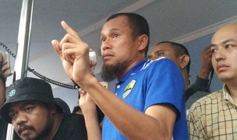 Kapten Persib Supardi Nasir.