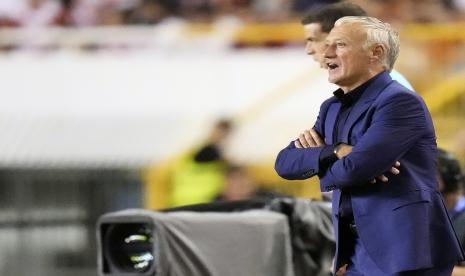 Pelatih Prancis Didier Deschamps bereaksi selama pertandingan sepak bola UEFA Nations League.