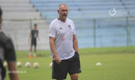 Pelatih Persikabo Igor Kriushenko.