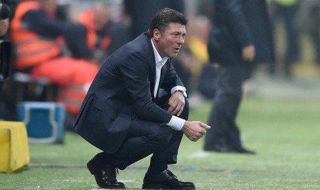 Pelatih Walter Mazzarri.