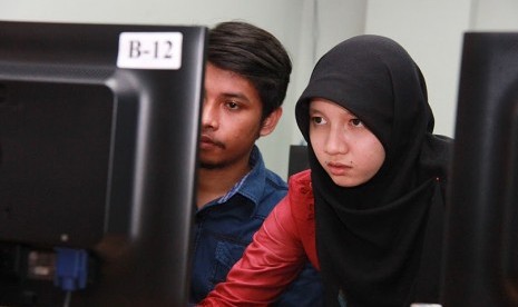 Pelatihan Bid Data di Universitas Al Azhar Indonesia.