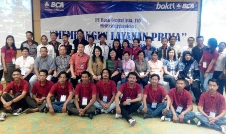 Pelatihan Layanan Prima digelar 10 dan 11 Desember yang diisi oleh pemateri dari BCA Learning Service.