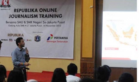 Pelatihan Republika Online Journalism Training atau ROL to School siswa SMU dan SMK Negeri se-Jakarta Pusat. 