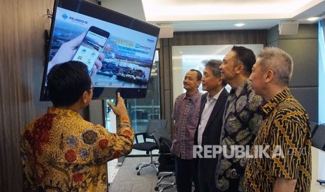 Pelindo III berinovasi mempercepat dan mempermudah proses pemesanan layanan jasa kepelabuhanan dengan meluncurkan aplikasi mobile, Home Terminal, pada Kamis (1/2).