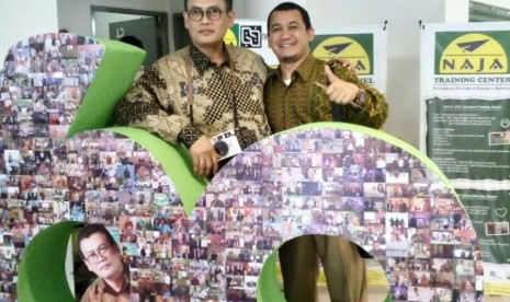 peluncuran buku 60 tahun dr tony