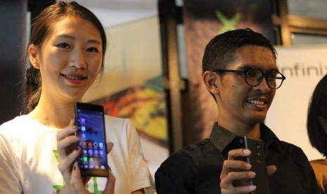 Peluncuran Infinix Hot 4 Talk More di Jakarta Selasa (22/11).