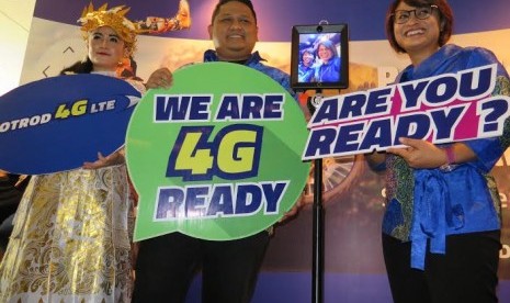 Peluncuran layanan komersial 4G LTE XL di Surabaya dan Denpasar