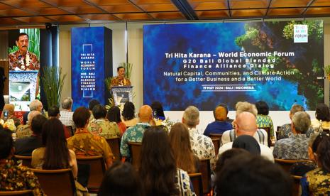 Peluncuran program pembelajaran aksi baru Happy Energy Action Leadership (HEAL): Energy Transition, Livelihood, Systems, and Blended Finance di Bali.