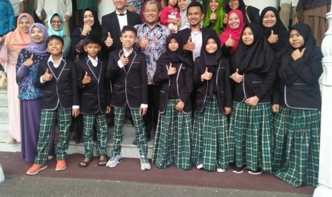 Peluncuran SMP Kreatif Ihaqi Boarding School