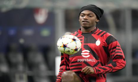 Penyerang AC Milan Rafael Leao. Chelsea dan Manchester City tertarik meminang Leao pada bursa transfer Januari 2023.