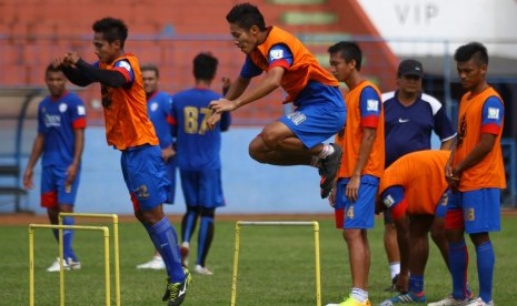 Pemain Arema Indonesia melakukan latihan jelang pertandingan. (ilustrasi)