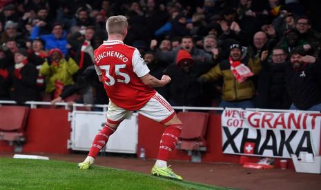 Pemain Arsenal Oleksandr Zinchenko. 