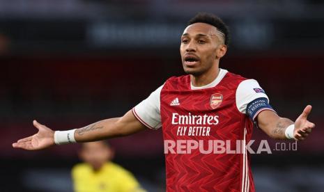 Pemain Arsenal Pierre-Emerick Aubameyang, saat masih menjadi kapten timnya.