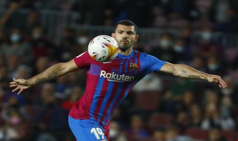 Striker Barcelona Sergio Aguero.