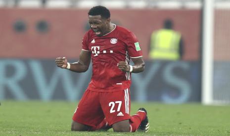 David Alaba ketika masih berkostum Bayern Munich. Pemain serba bisa asal Austria, David Alaba telah resmi menandatangani kontrak dengan Real Madrid