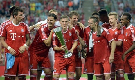 Pemain Bayern Muenchen melakukan selebrasi usai mengalahkan Manchester City pada final Piala Audi di Allianz Arena, Muenchen, Jerman, Kamis (1/8). 