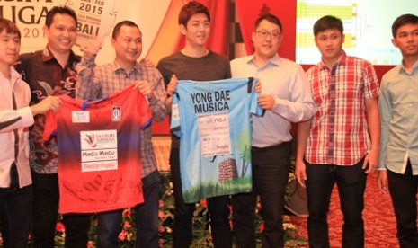 Pemain bulu tangkis asal Korea Selatan, Lee Yong Dae bergabung dalam Tim Musica Champion Kudus dalam turnamen Djarum Superliga 2015