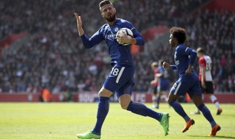  Pemain Chelsea Olivier Giroud merayakan selebrasi setelah mencetak gol ke gawang Southampton