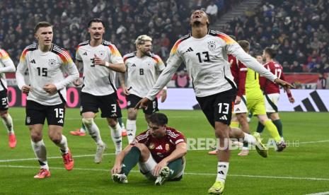 Pemain Jerman Felix Nmecha merayakan golnya ke gawang Hungaria dalam pertandingan Grup A3 UEFA Nations League di Stadion Puskas Arena, Budapest, Rabu, 19 November 2024 dini hari WIB. 