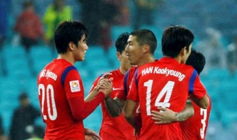 Pemain Korsel merayakan keberhasilan lolos ke final Piala Asia 2015.